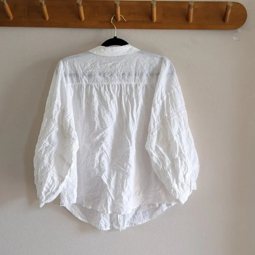 Lauren Conrad White Button Up Bishop Sleeve Blouse with Lace Sleeve Detail - L - Picture 3 of 9